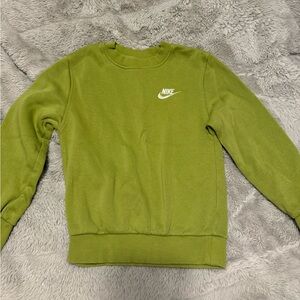 Youth Nike Crewneck Size XS, Green